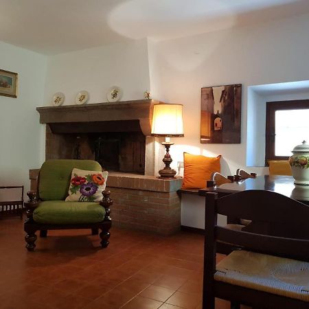 דירות קסטנייטו קרדוצ'י In Castello מראה חיצוני תמונה