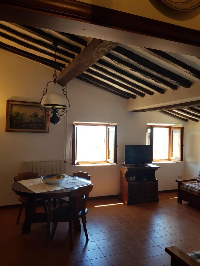 דירות קסטנייטו קרדוצ'י In Castello מראה חיצוני תמונה