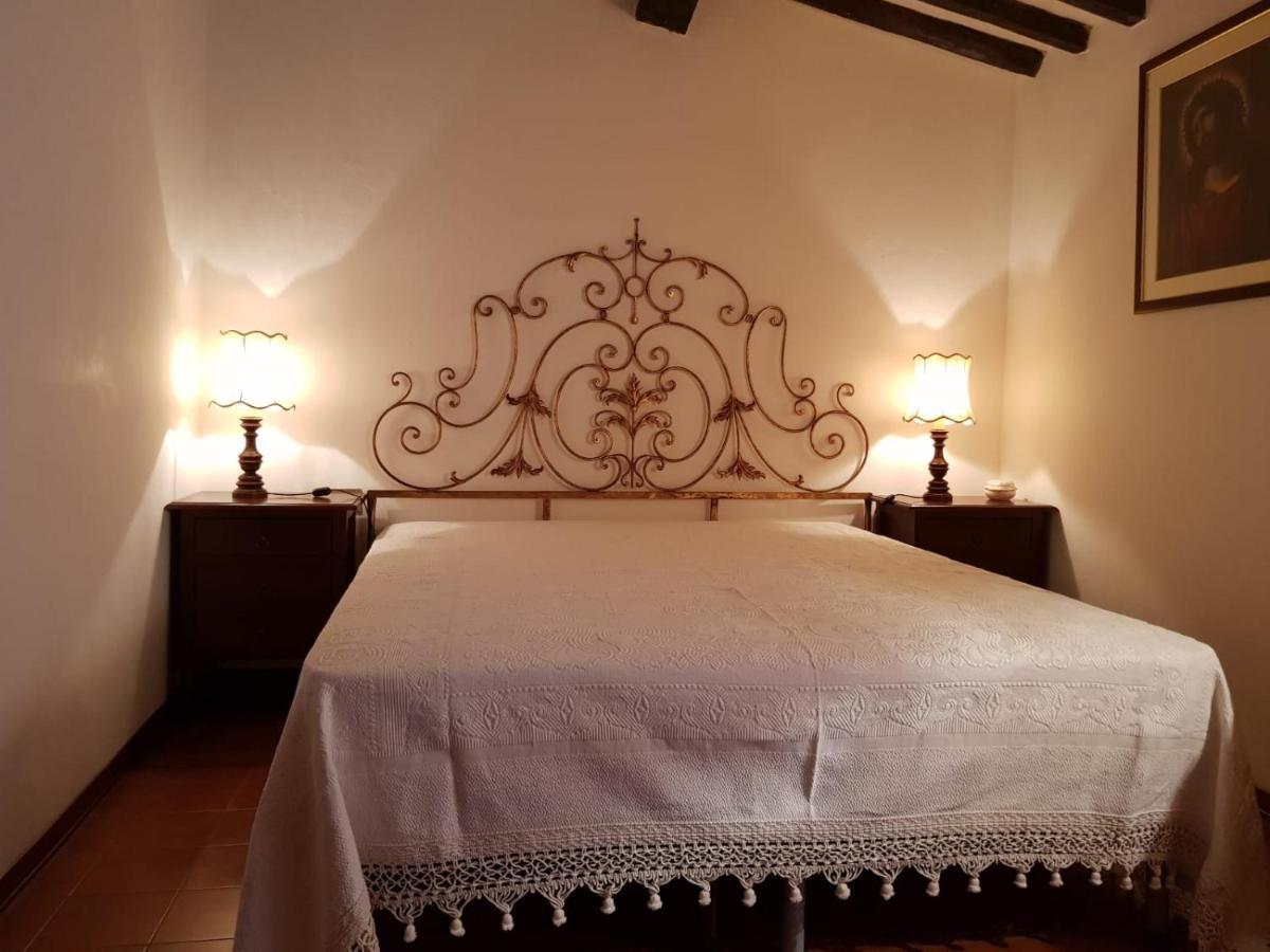דירות קסטנייטו קרדוצ'י In Castello מראה חיצוני תמונה