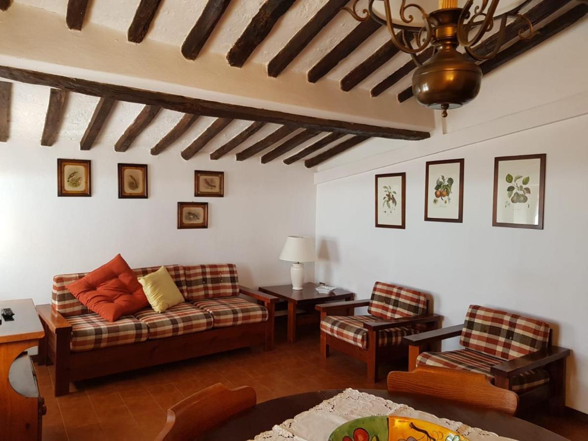דירות קסטנייטו קרדוצ'י In Castello מראה חיצוני תמונה